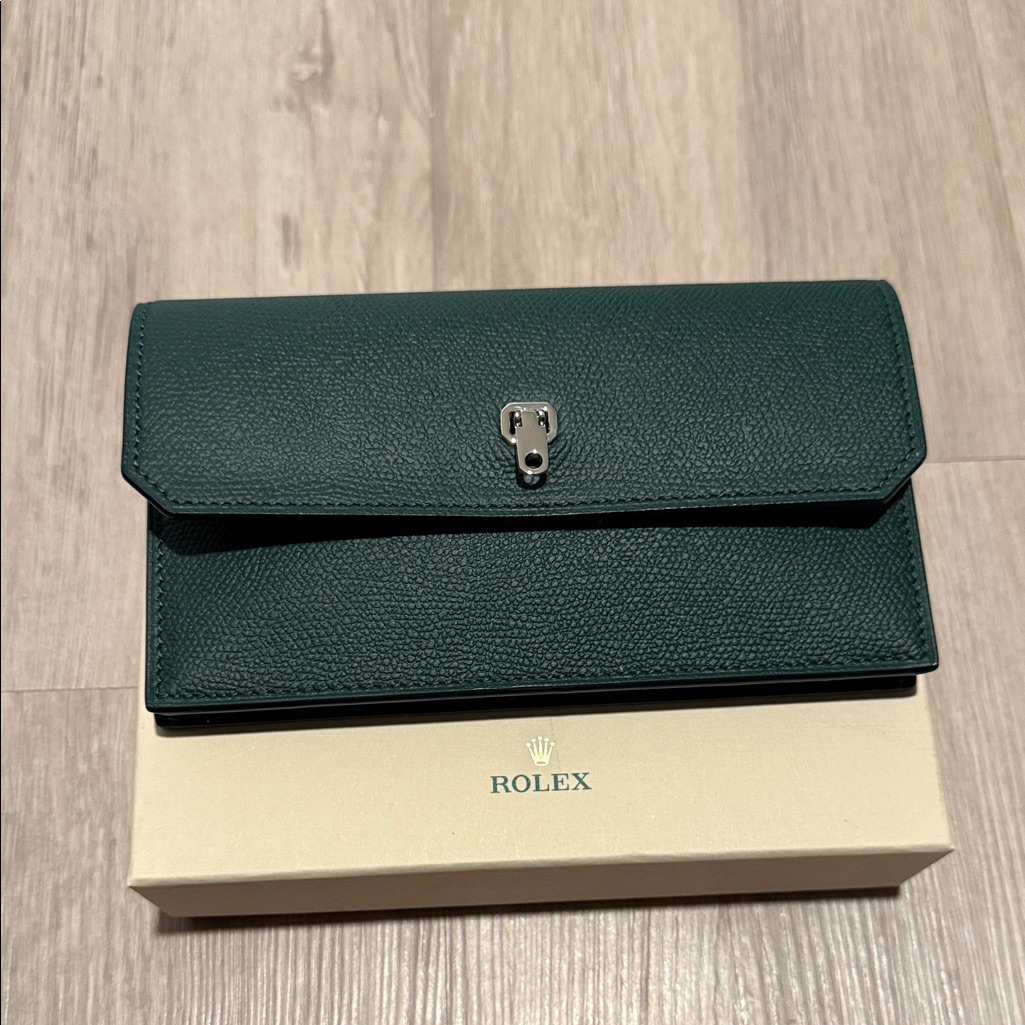 Rolex Rare Dark Green Leather Wallet Clutch Rolex Rare Dark Green Leather Wallet Clutch